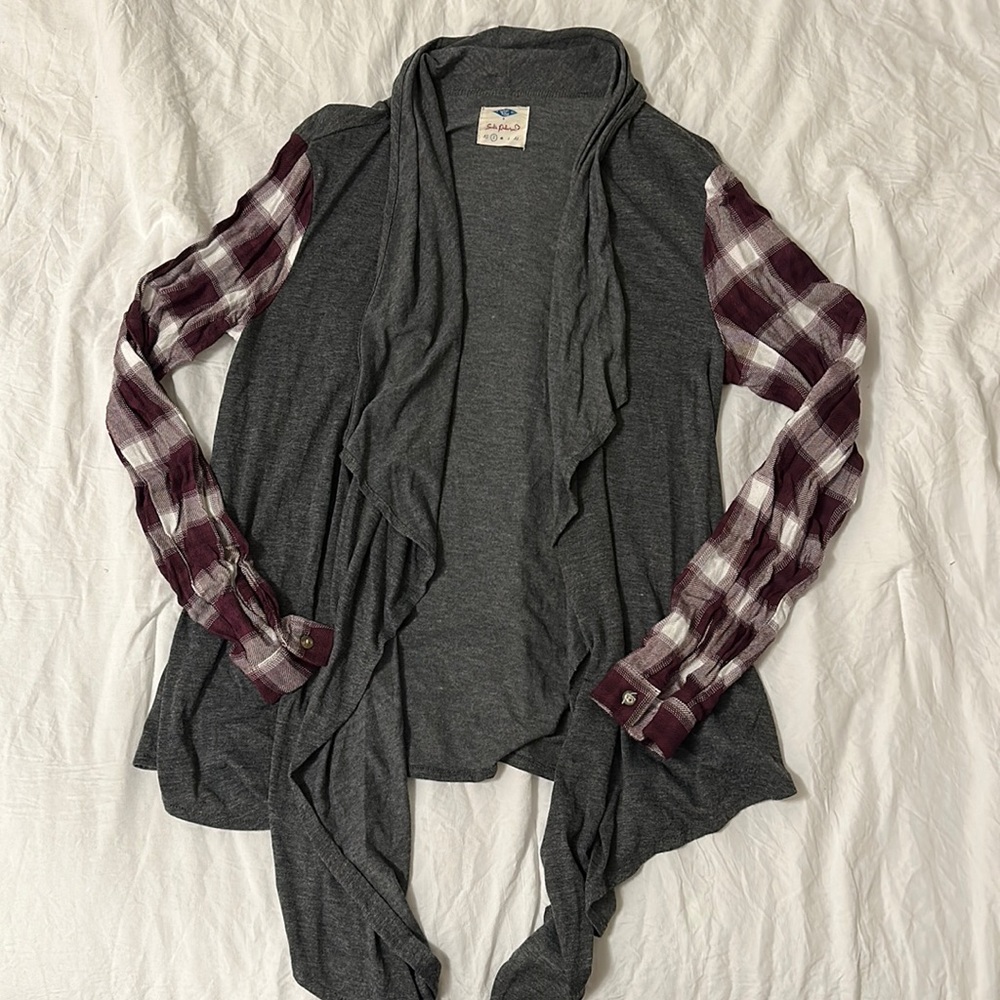 Wild Blue Rue 21 Grey and Maroon Plaid Cardigan